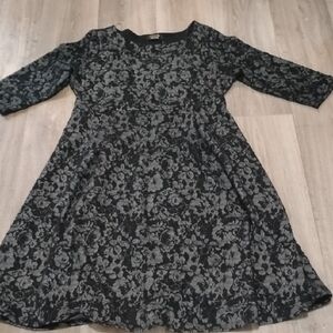 Renee C. Black and Gray Floral Long Sleeve Dress